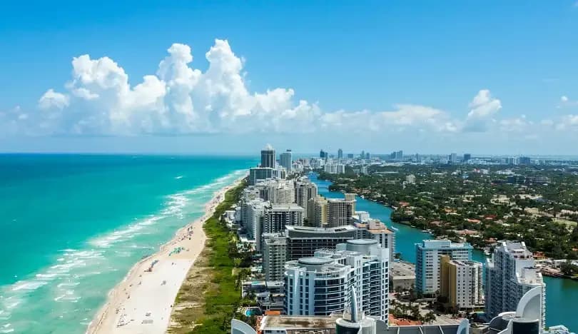 Florida Nursing License Renewal: Guide explaining Florida nurse licensing requirements, renewal procedures, continuing education, and compliance resources.