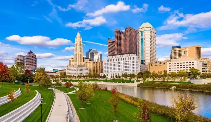 Ohio Nursing License Renewal: Guide outlining Ohio nurse licensing requirements, renewal procedures, continuing education, and state compliance resources.